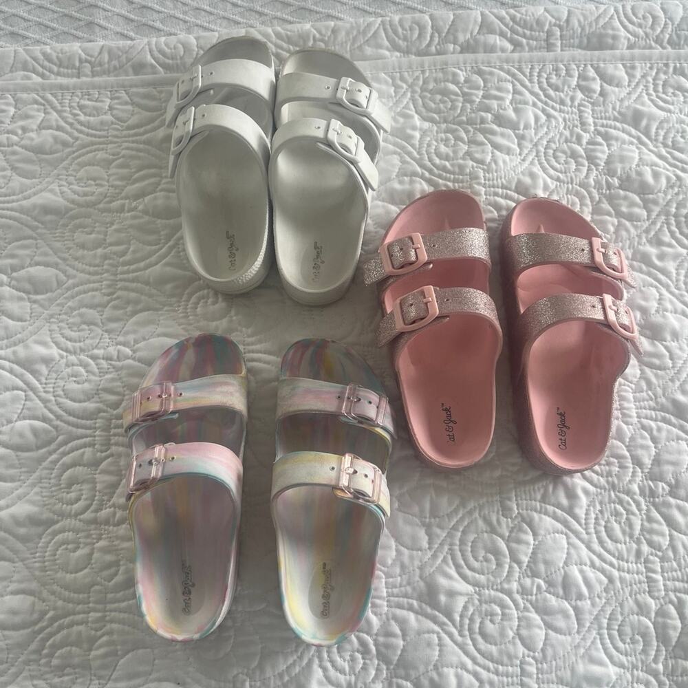 Girls three pack Cat & Jack sandals size 13